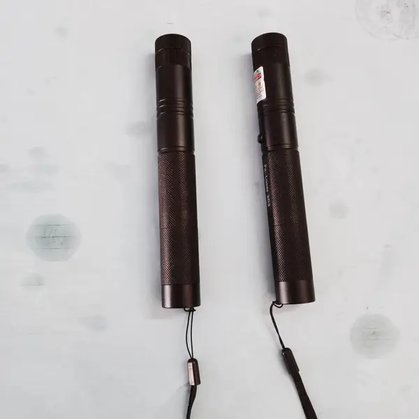 厂家生产激光笔灯,激光指示笔,CNC加工件