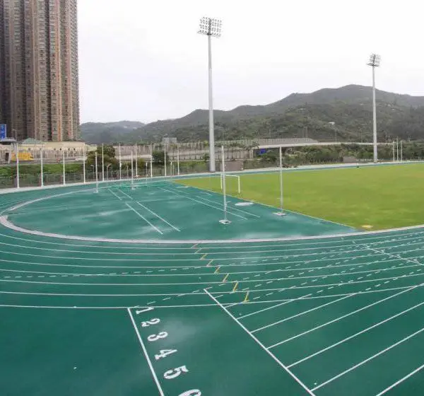 防城港塑胶跑道施工_防城港学校球场硅pu丙烯酸材料施工_人造草足球场材料铺设_能冠体育