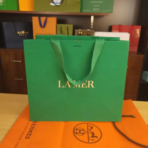 成都服装购物袋定制 精美礼品袋订做 烫金logo纸手提袋印刷