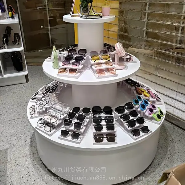 �����ղ�չʾ���������Ұڱ߹񳿹��ľߵ����