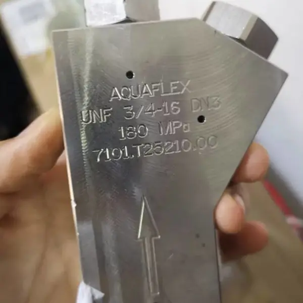 ��Ӧ AQUAFLEX ������ 7101.T25208