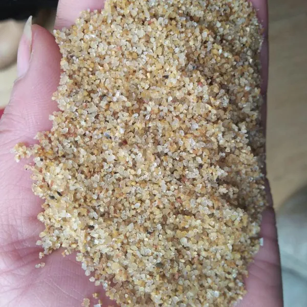 ��ͷ����ɳ̲����ɰ ��Ȼ��ɳ 2-4mm��ˮ�������˳�ר��ˮϴ��ɰ