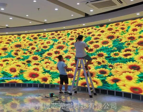 诚芯光电厂家直销全彩LED显示屏、高清LED屏、广告屏、大屏幕、高亮耐用屏