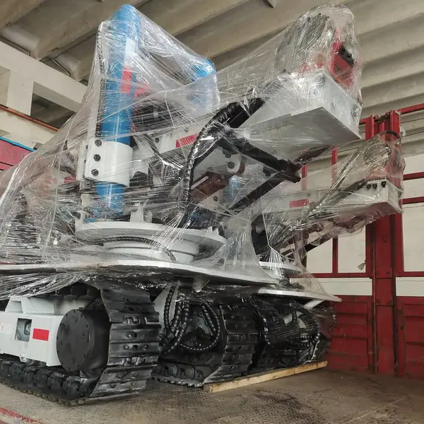 ZDY3200LS履带式全液压坑道钻机-钻机履带式