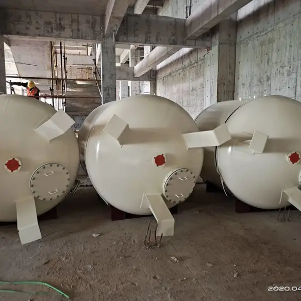 圆柱形不锈钢保温水箱 保温储罐 纯水罐 纯水水箱