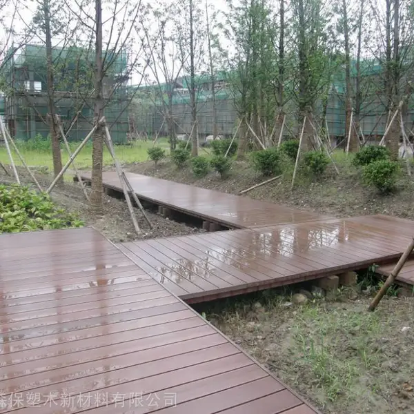 广东塑木园林装饰公园绿化塑木栈道地板140*25实心塑木地板