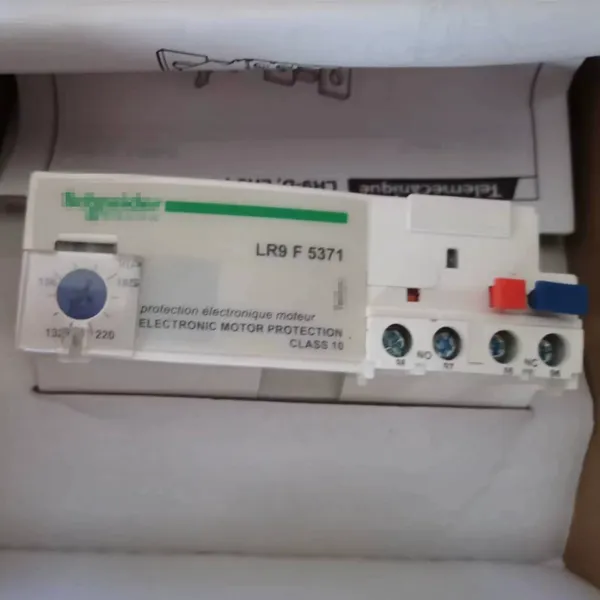 TeSys ʩ�͵µ����ȹ��ؼ̵���LR9F7375 ��ѹAC440V ����200-330A