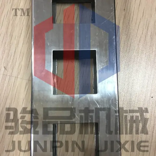 骏品供应液压通用型镀锌护栏方管冲孔机,不锈钢圆管冲孔小型冲床