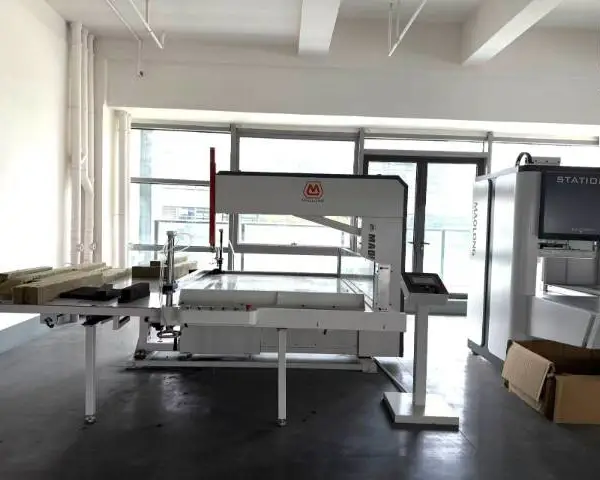 加大型亚克力PMMA切割机公司 东莞市贸隆机械制造供应