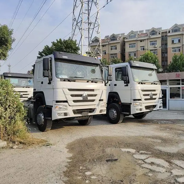 400马力10档变速箱 12.00R22.5轮胎豪沃出口车