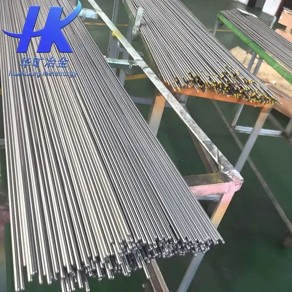 ���Ų����00Cr12Ni���Ļ����ϸߴŵ��ʵͽ�����