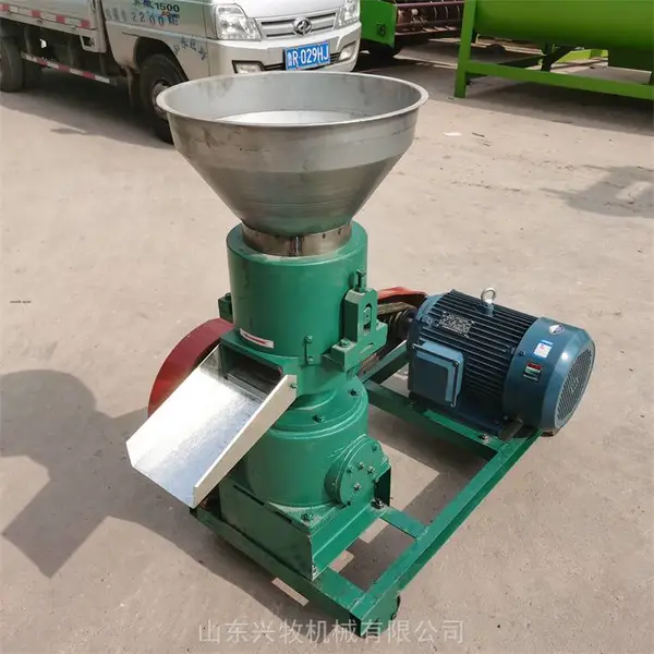 家用养殖牛羊制粒机 柴油机饲草成型机 青储颗粒机组