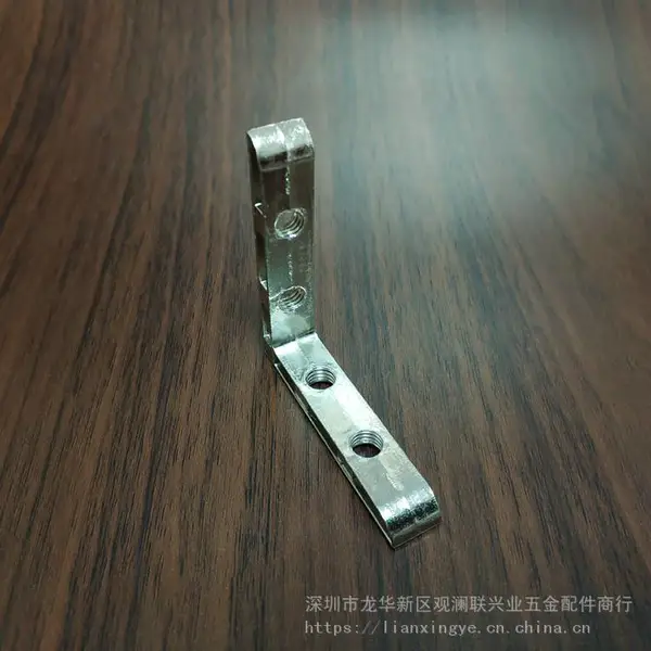1530锌合金内连接件 内置角件 切角块 0660角槽链接码 铝合金门框对角块