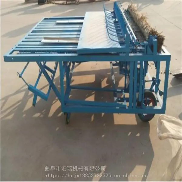 苗木包裹草帘机 电动芦苇编织苇帘机参数 砖坯覆盖蒲帘机