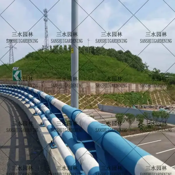 广东省高速公路边坡防止水土流失要用什么撒播草籽和花籽?