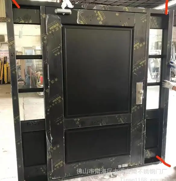 佛山吉南门厂制造不锈钢旋转门