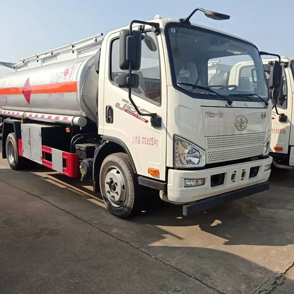 解放5吨8吨10吨油罐车 楚胜改装定做 可分期利息低
