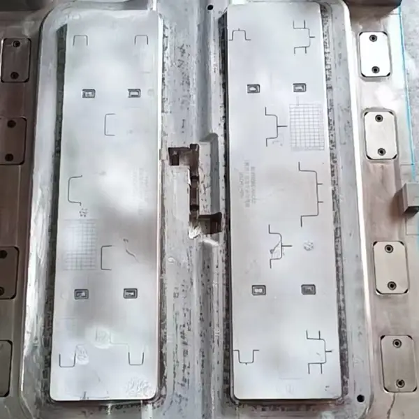 ǰ�����հ�װ����ע��ģ��