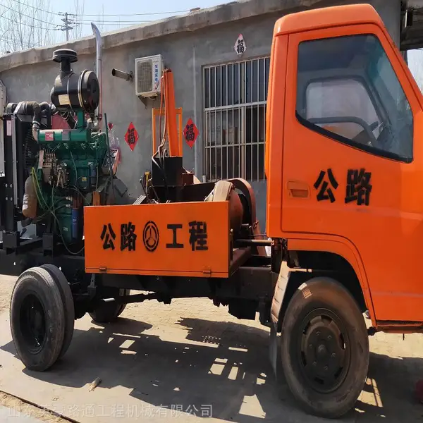 供应路通公路施工切割机械 路面开沟机 路沿石开槽机