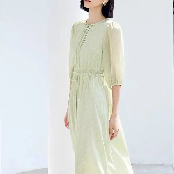 广州品牌库存服装市场 真丝系列女装 连衣裙 上衣 中大淑女装走份