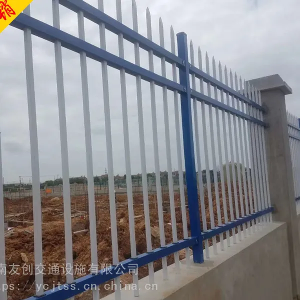 河南厂家直销别墅小区围墙栅栏道路两侧绿色隔离护栏网