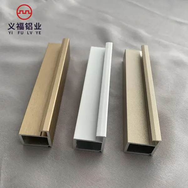 极简轻奢衣柜门铝材佛山厂家 20边框玻璃柜型材厂家供应