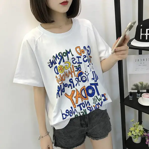 摆地摊卖衣服多少钱半袖上衣服外贸女装t地摊服装尾货