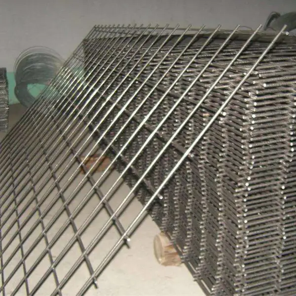 定制Q235B钢丝网 用于桥梁地基工地地面打灰抗裂