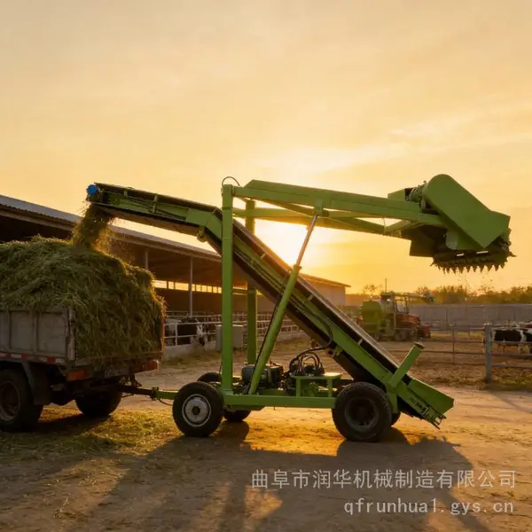 牧场自走式青储取料机 电动滚刀式扒草车 养牛场草料抓取机