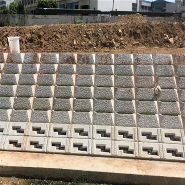 混凝土阶梯式护坡平铺式生态框多种铁锐建材发货