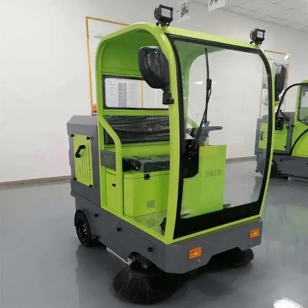 S1400半封闭式扫地车 液压双碟刹制动装置扫地机厂家