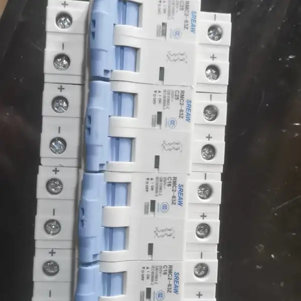 �� ������(����) С�Ͷ�·��RMC3-63/3P C16A D�������ƿ�������