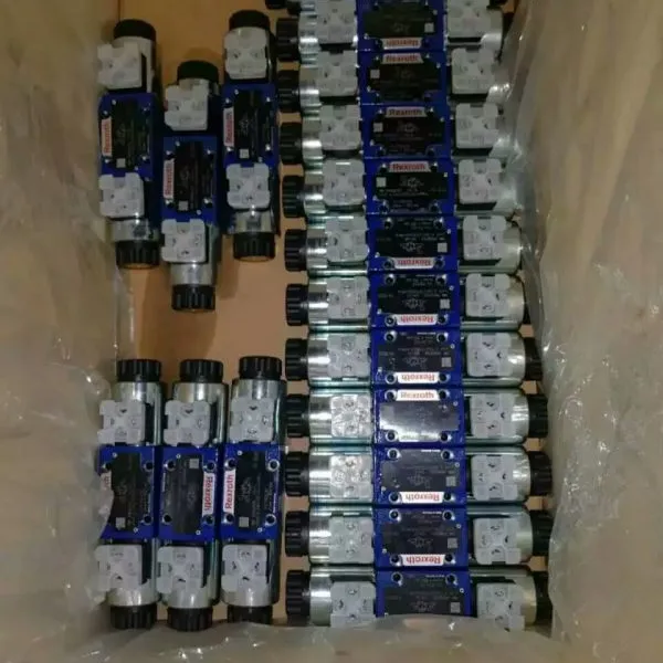 ����ԭװ�¹���ʿ�� ��Ż��� 4WE6D6X/EG24N9K4***����