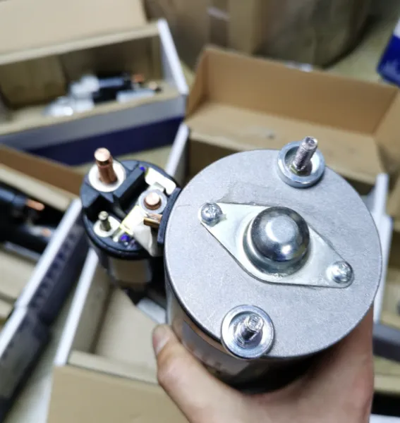 供应 Iskra 启动器 AZE2177