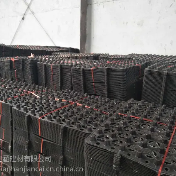 侯马车库顶板种植塑料排水板;吕梁车库顶板凹凸排水孔疏水板