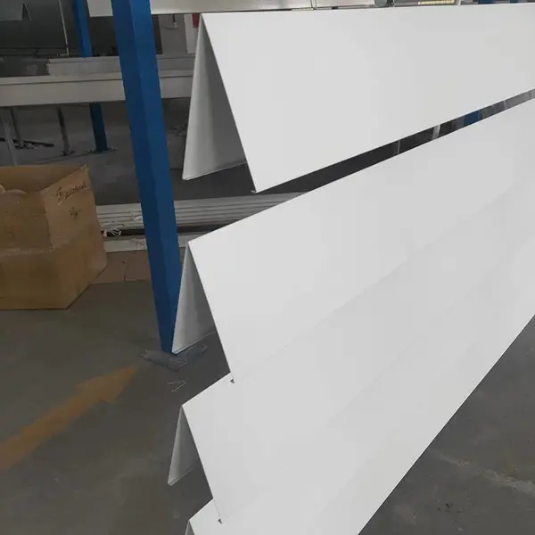 福建铝格栅吊顶 V型铝天花 V型铝挂片