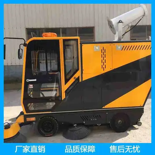 鼎东四轮扫地车 环卫电动扫地车 全封闭驾驶式扫地车