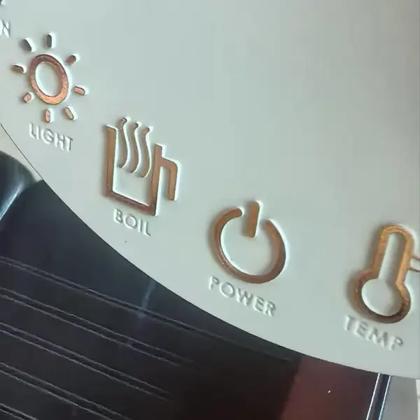 专业塑胶件热转印,烫印,激光镭雕,烫金,烫印