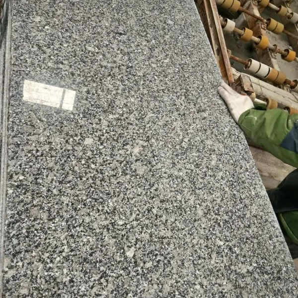 河南珍珠灰 灰色花岗岩石材外墙干挂广场地铺市政路沿