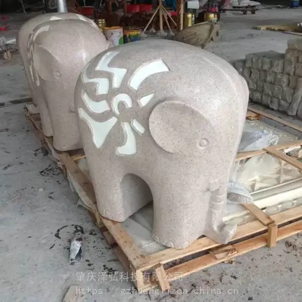 广州肇庆仿砂岩厂 仿砂岩大象 发光透光大象仿砂岩动物雕塑摆件