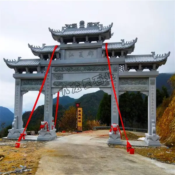 村里入口石雕牌坊牌楼 大型石质寺庙山门定制批发