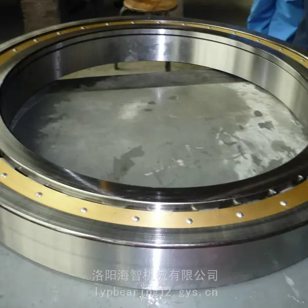 供应单列圆柱滚子轴承NU1076MA