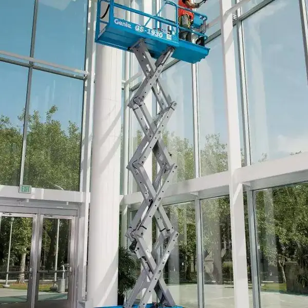 ��̨����JLG���м���ʽ�߿���ҵƽ̨��GS-3246����/ά�ޱ���