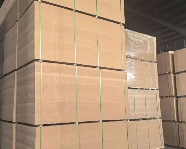 湖北密度板多少钱 弥合实业发展供应