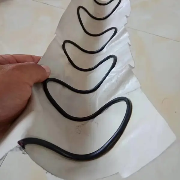隧道环向排水用弹簧排水半圆管 防渗漏 规格定制