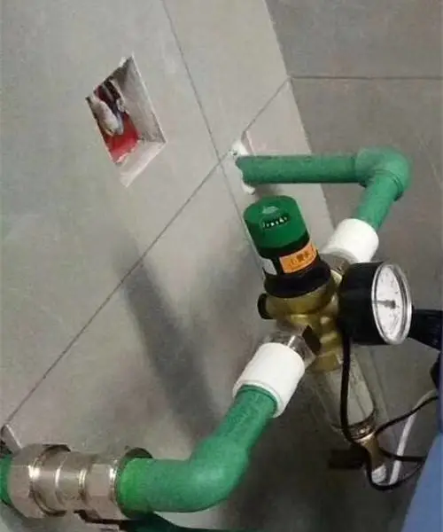 ̫ԭ��ǽ·����ά��ϴ�˳���Ͱ����©ˮ����ˮ��
