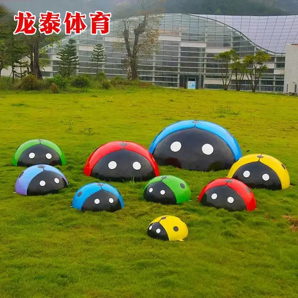 户外公园小区广场摆放七星瓢虫小品 甲壳虫玻璃钢材质 支持定制