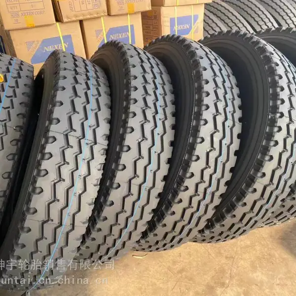 12.00R24 全钢丝货车轮胎 吊车轮胎工程轮胎 三线花纹