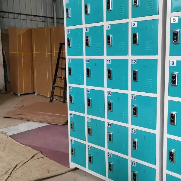 罗村定做条码感应式寄存柜12门电控智能感应锁存包柜超市员工手机存放柜钢柜厂