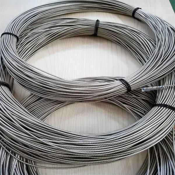 304穿线不锈钢金属软管2.2mm小规格光纤铠甲管 2.6mm微型单扣管